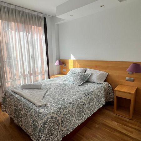 Samaniego Suite, Airport, Ifema Turistico Madri Exterior foto