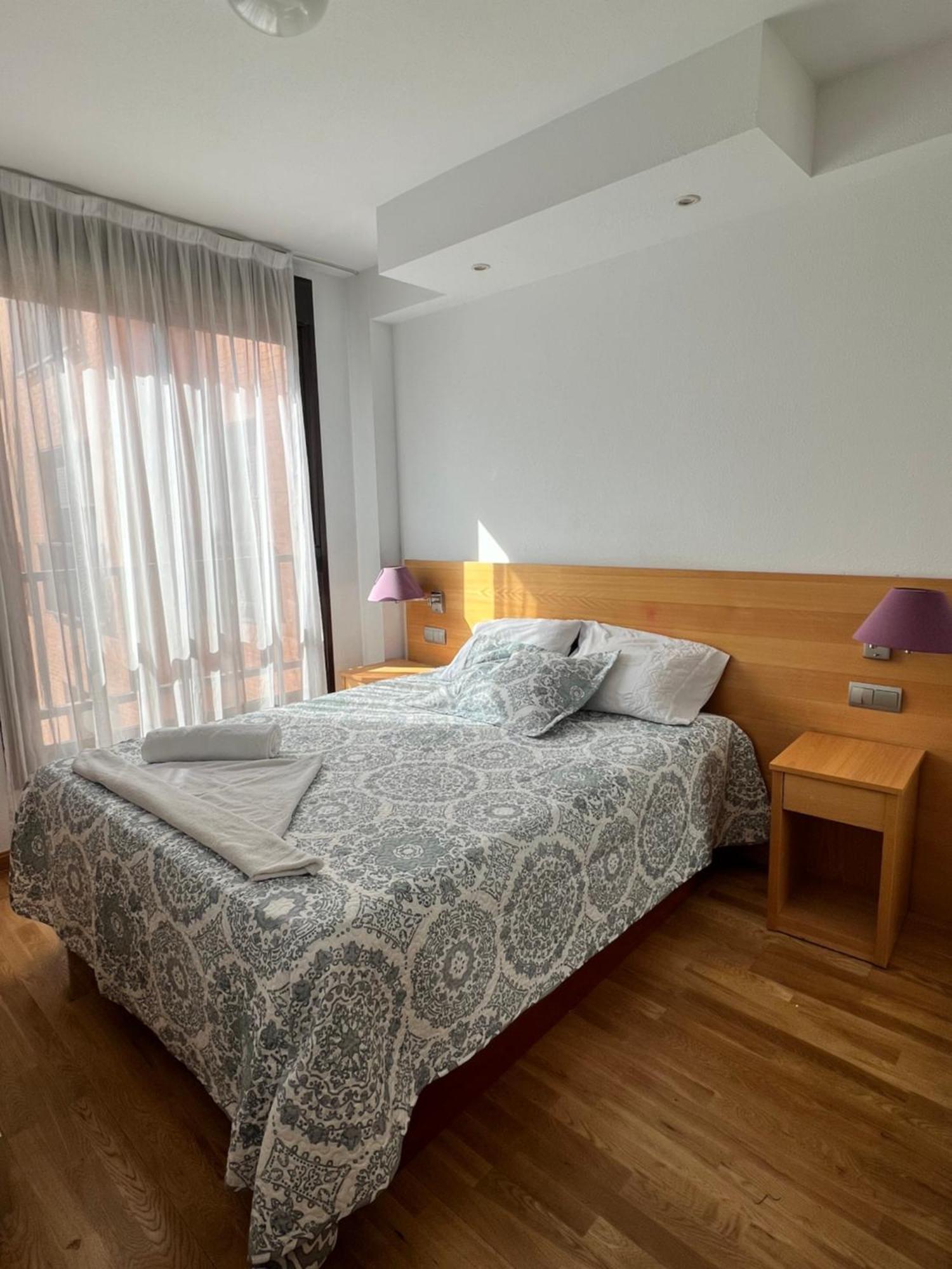Samaniego Suite, Airport, Ifema Turistico Madri Exterior foto