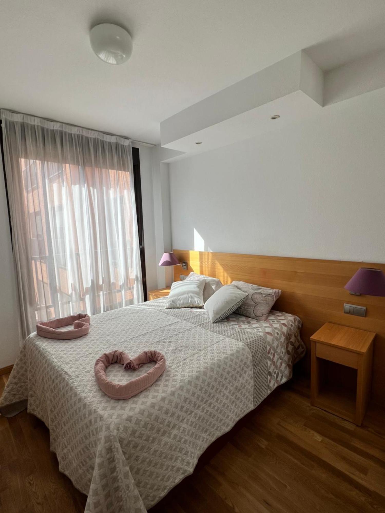 Samaniego Suite, Airport, Ifema Turistico Madri Exterior foto